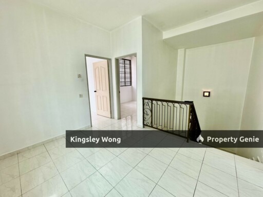 Menglembu Double Storey Endlot Terrace House Simple Renovated