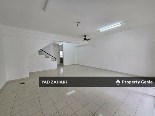 Taman Mutiara Kemuning, Shah Alam | 2-Storey Terrace 4+1 Bedrooms | RM500K - Facing Open with Spacious Land 20*70