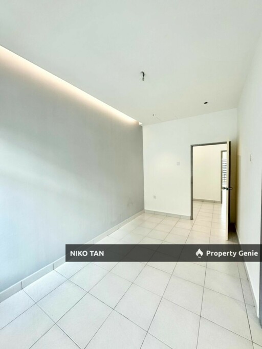 [UNBLOCK VIEW]2-Storey Taman Scientex Senai For Sale