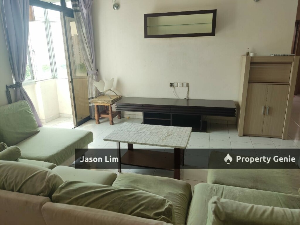 Sea Breeze Tower Apartment