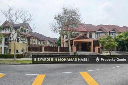 Renovated Corner Lot 2.5 Storey Superlink at Precint 16, Putrajaya