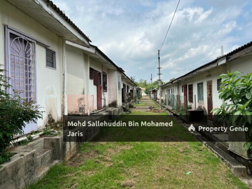 [OPEN TITLE] RUMAH TERES PAKR KG PADANG, KUANTAN