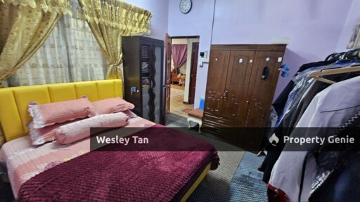 Ayer Keroh Fully Extended 5 Rooms Semi D Corner 54x80 Non Bumi 3-phase