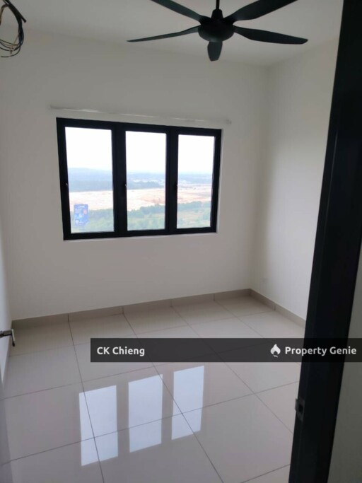 KR7 Residence Rent, Brand New 3 Rooms Basic Unit, Taman Mas Puchong