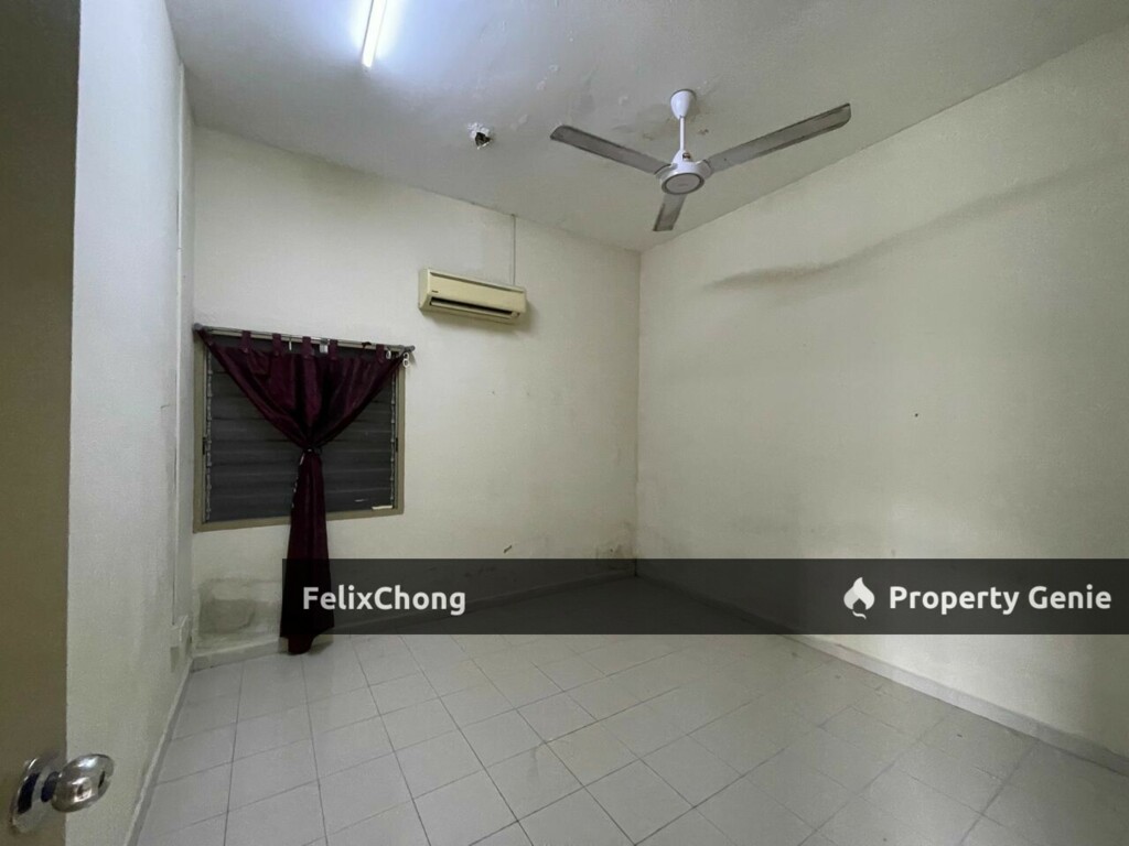 Kampung Baru Saleng 1 Sty Terrace,Jalan Saleng,Senai,Johor Bahru