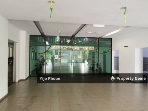 Parkland 3R3B Low Density Fully Furnished Density With 2 Car Parks