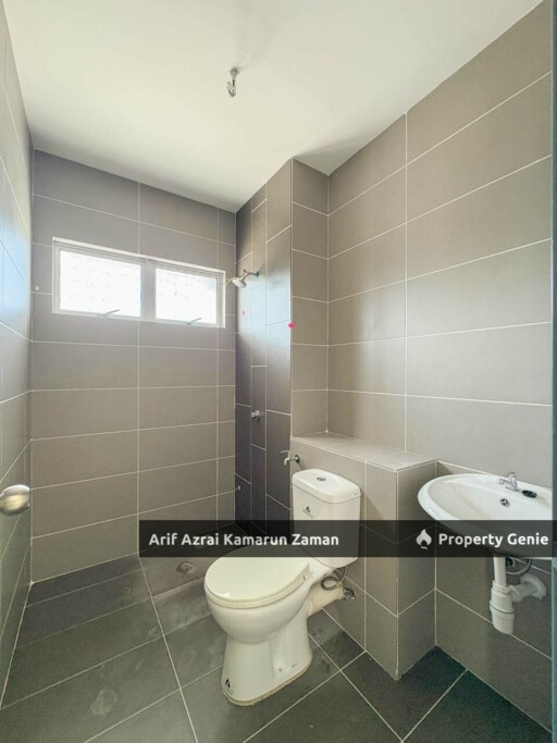 [For Sale] Corner Lot Double Storey Terrace House, Vista Mutiara 3A Bukit Sungai Long | 4R4B | RM950,000