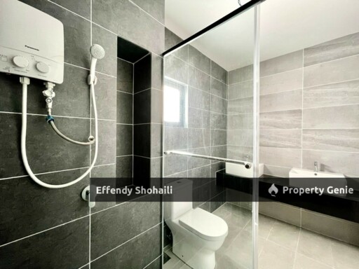 SEJATI LAKESIDE CYBERJAYA CORNER LOT