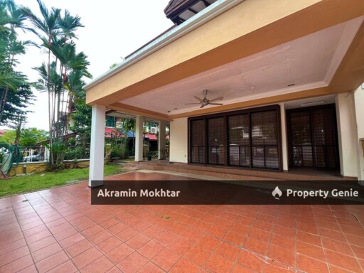 FREEHOLD, END LOT & RENOVATED | DOUBLE STOREY TERRACE, JALAN BIRAI, BUKIT JELUTONG, SHAH ALAM.