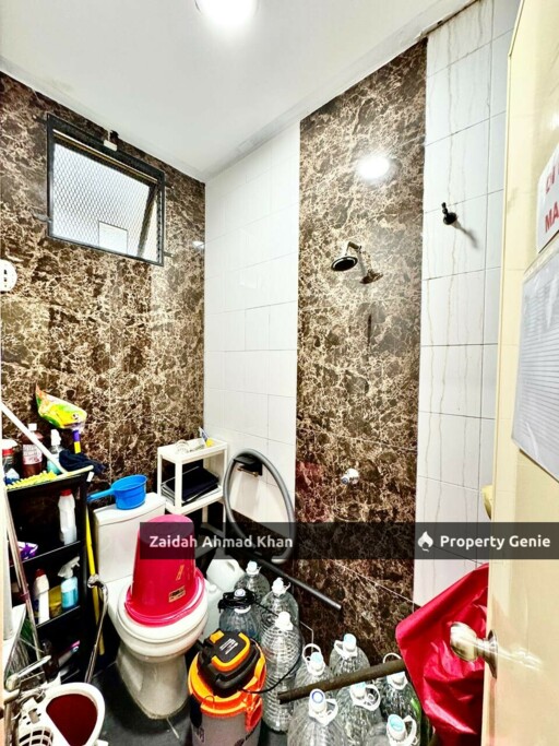SEKSYEN 7 SHAH ALAM SHOPLOT 3  STOREY FOR SALE JALAN PLUMBUM SEKSYEN 7 SHAH ALAM TENANTED AT 12.8K