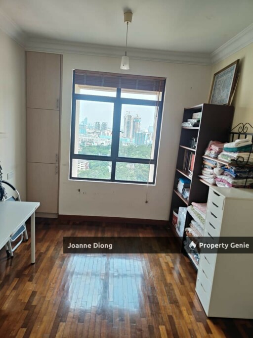 1 Utama Condo