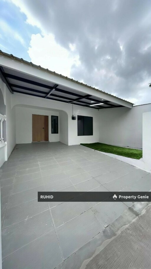 Muji Style Renovated Single Storey House for Sale in Taman Teratai, Skudai