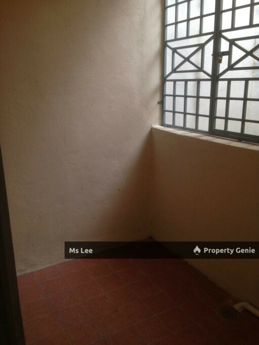 Bayu Villa Apartment @ Taman Bayu Perdana, Klang - Blok B Level 7 - Ready Now