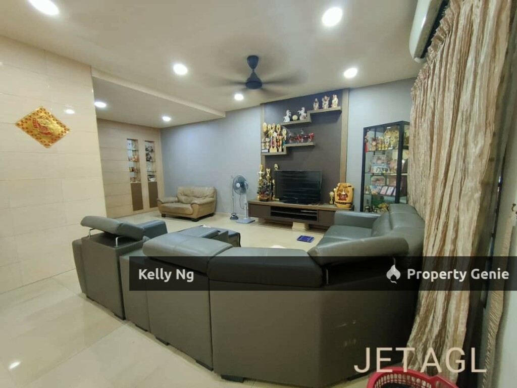 2 Sty House At Bandar Parkland For Sale