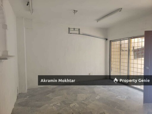 Jalan Mawar Taman Puchong Perdana 2 Storey Terrace House