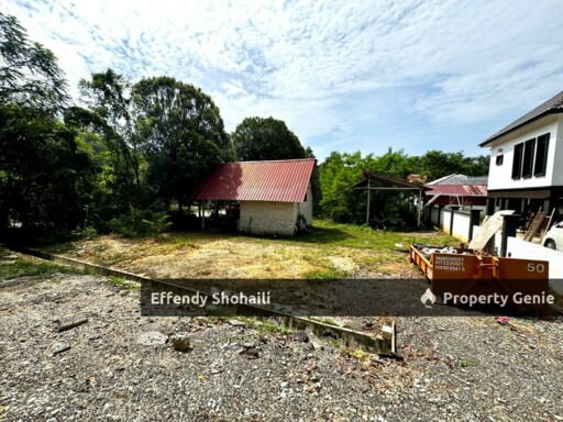 BANGI SG MERAB BANGLO LOT