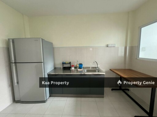 Stutong Height 2 Apartment (Corner)For Rent! Located at Stutong