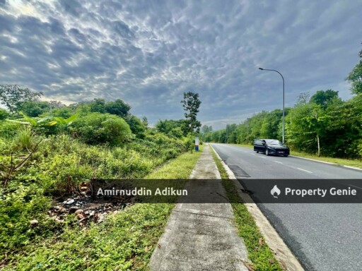 Mantin Bayu Lakehomes Lot Bungalow