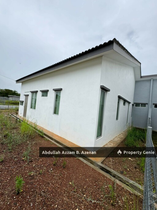 BELOW MARKET RM100K CORNER LOT YARRA PARK (WESTFIELD)