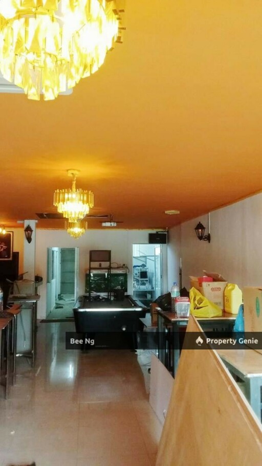 Taman Tasek/Jalan Glasiar/Double Storey Shop Lot/Facing Main Road