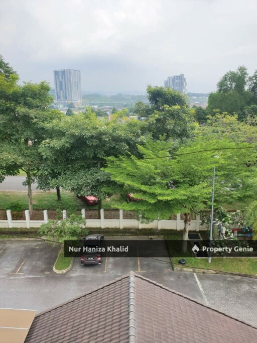 Town House, Lake Valley Avenue 2, Bandar Tun Hussein On Cheras Selangor