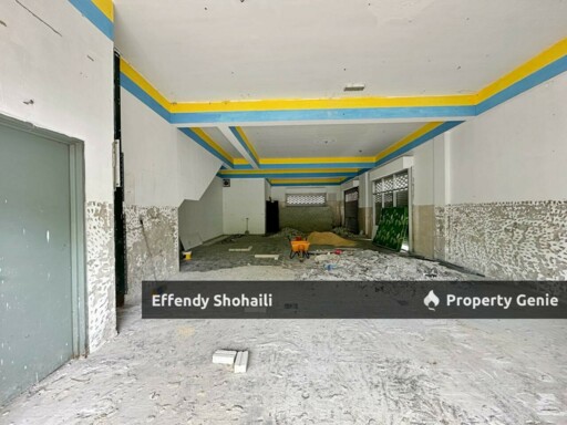 PUTRAJAYA PRESINT 11 SHOP OFFICE CORNER