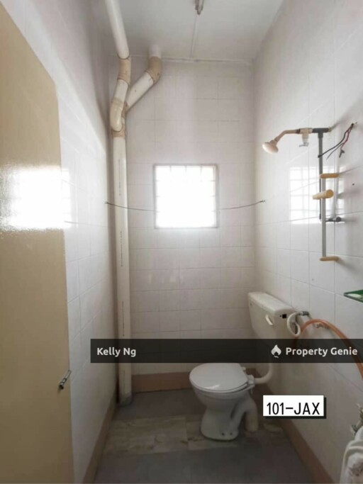 3 Sty House At Tmn Alam Nyata Kg Jawa Klang For Rent