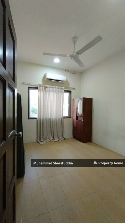 DOUBLE STOREY TERRACE BATU HITAM BESERAH KUANTAN.