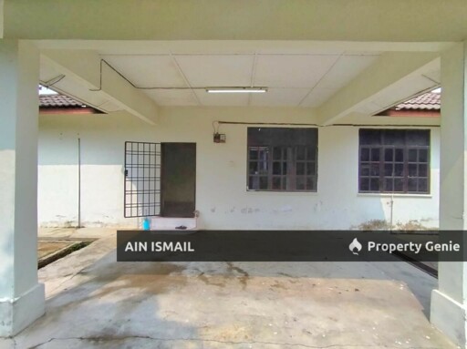 BANGLO TAMAN PERDANA, PERAMU PEKAN, PAHANG