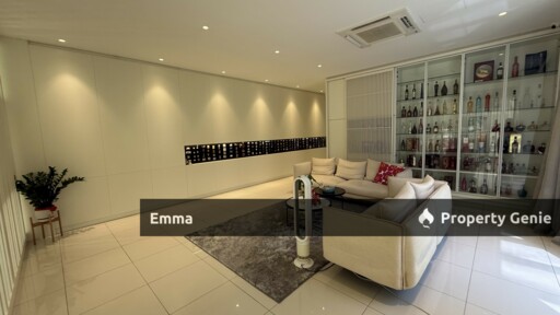 Jade Hills 2.5 Storey Corner Bungalow For Sales