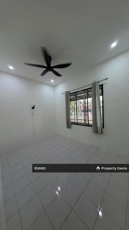 Freehold Single Storey Corner Lot for Sale in Taman Desa, Kulai
