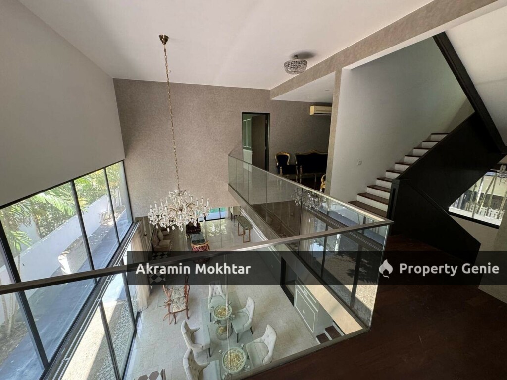 3 Storey Bungalow, 20 Trees West, Taman Melawati