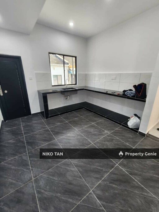 Jalan Suria Single Storey Fully Renovated Bandar Seri Alam For Sale