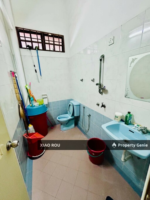 Pulau Gadong Perdana Double Storey Corner Lot For Sale