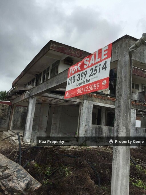 Double Storey Semi-Detached House FOR SALE! Located at Rubber Road