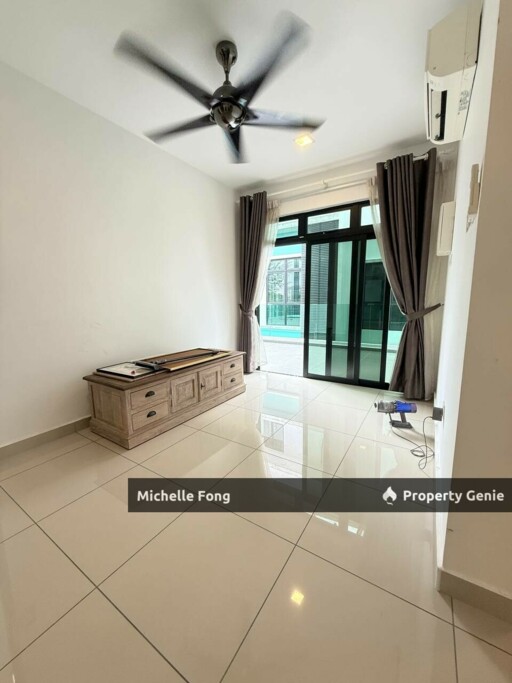 Opal @ Mutiara Mas / Mutiara Rini / 3 Storey Cluster / Renovated / With Lift / Unblock Garden View