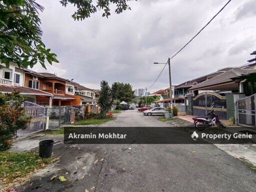 Extended | Double Storey Terrace Taman Rakan Cheras