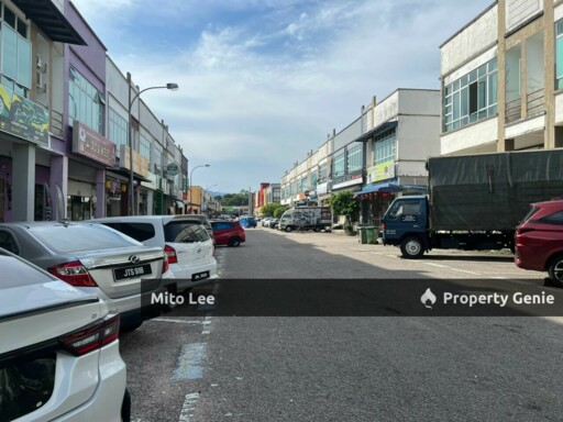 Shop Lot For Rent-Taman Pulai Utama