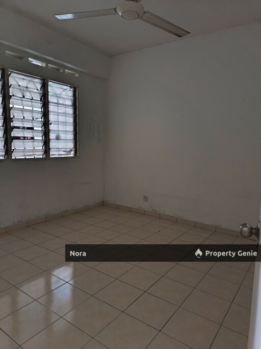🏡 [UNTUK DIJUAL] APARTMENT NURI - RM150K NEGO   📍 Bandar Bukit Mahkota, Kajang | Tingkat Atas Sekali