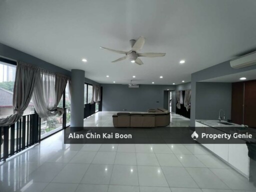 Dedaun Condominium Ampang With 3 car park 1 maid room
