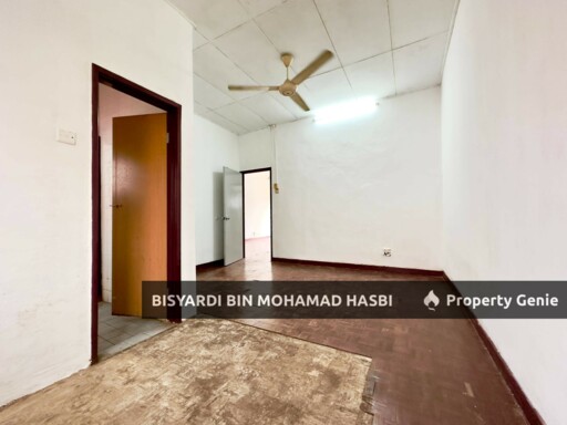 HOT LOCATION‼️ & SPACIOUS UNIT‼️ Double Storey Jalan Turmalin, Seksyen 7 Shah Alam.