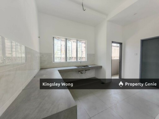 Bercham Brand New Double Storey House Free SPA Near Bercham Main Street