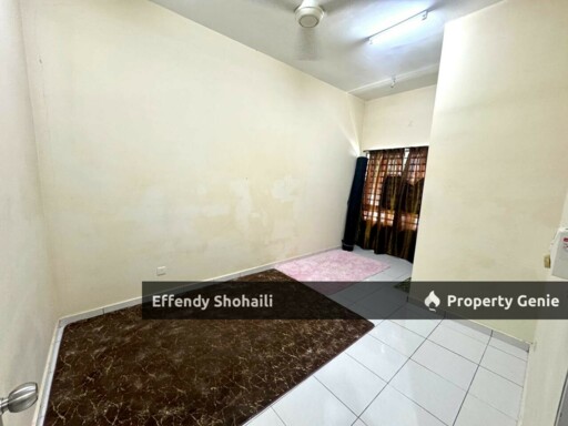 LAMAN ORKID NILAI IMPIAN TERRACE