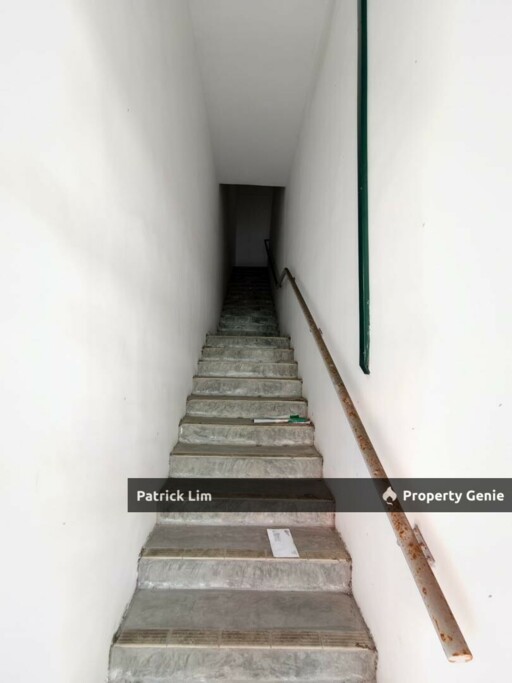 3-Storey Shop Lot For Rent @ Melaka Raya