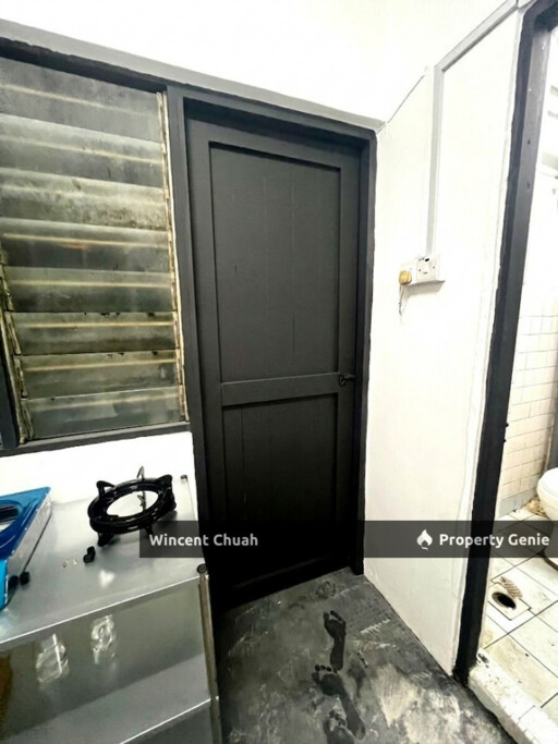 2BR Flat Taman Melati Blok A2 Near LRT Taman Melati for Rent