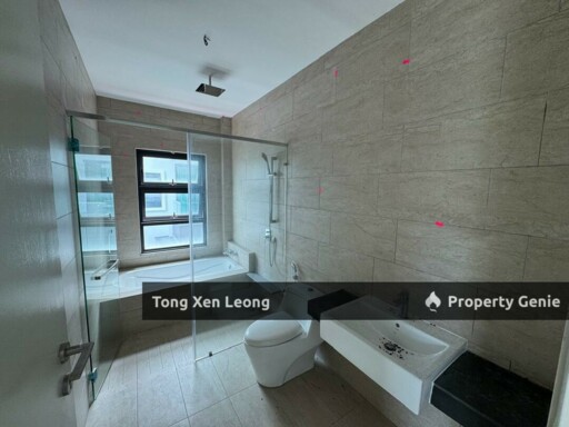 8 Residence Ujong Pasir