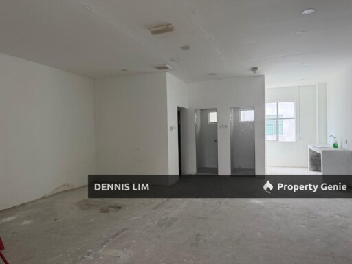 Subang Bestari Seksyen U5 1st And 2nd Floor For Rent