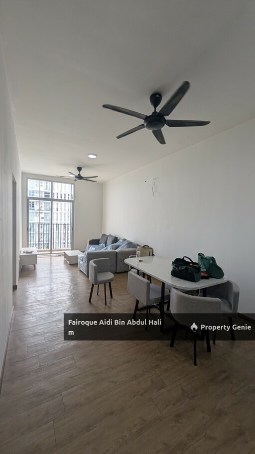 Lakefront Homes Cyberjaya Full Furnish