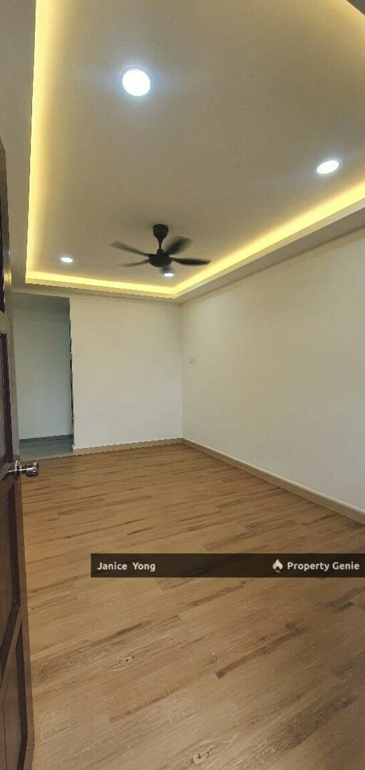 Flat Taman Air Biru Pasir Gudang