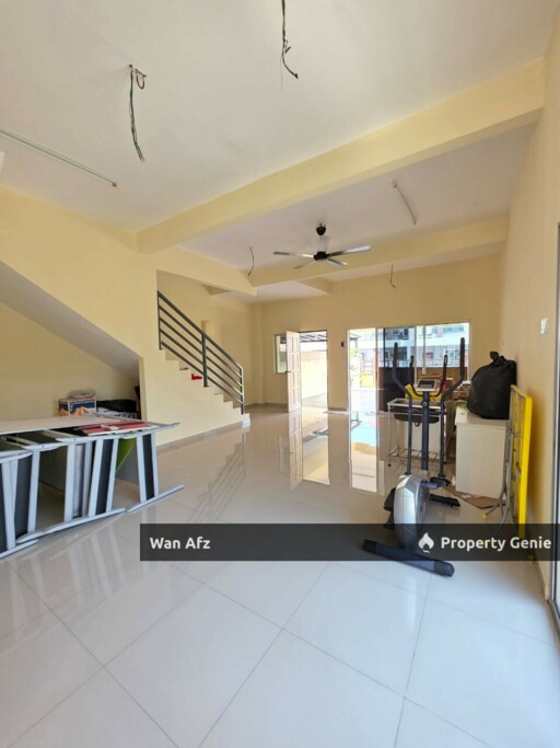 END LOT 2 TINGKAT TAMAN VILLA MUTIARA, JERANTUT